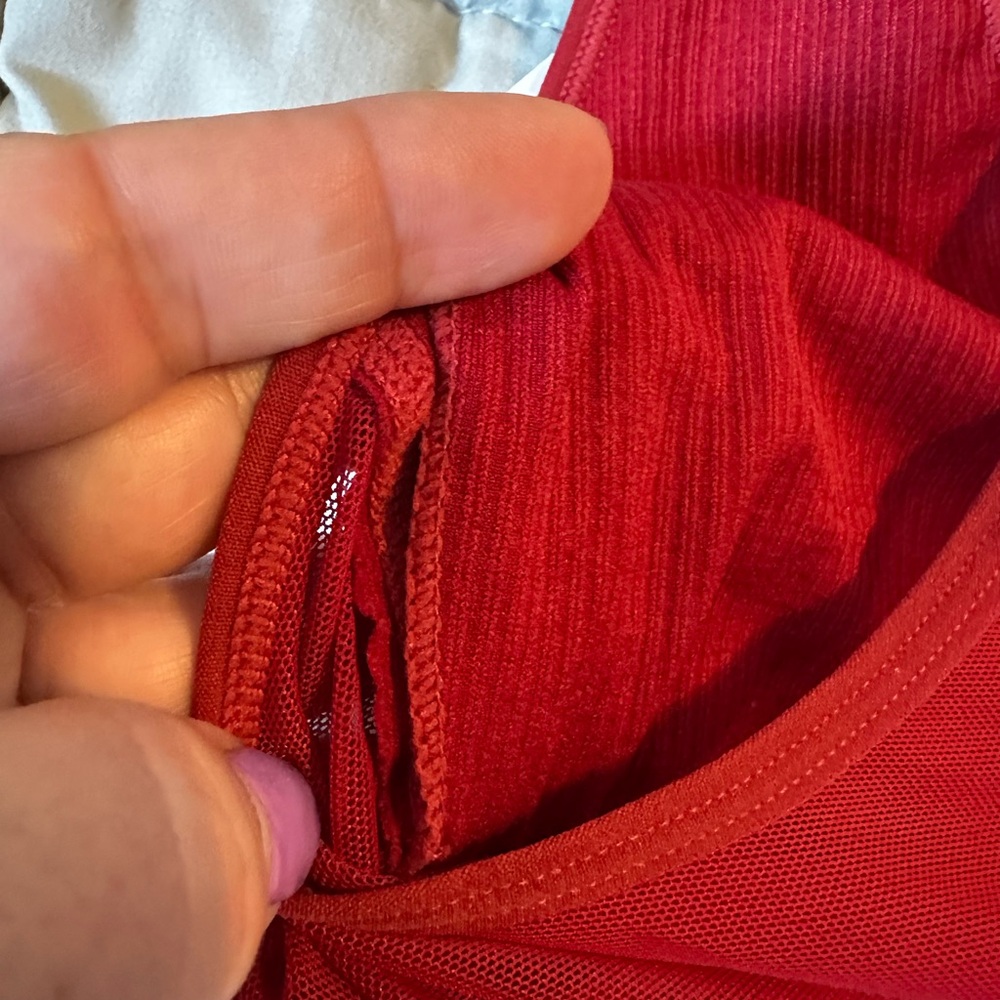 Jessica Simpson Red Racerback Sports Bra - Picture 4 of 6